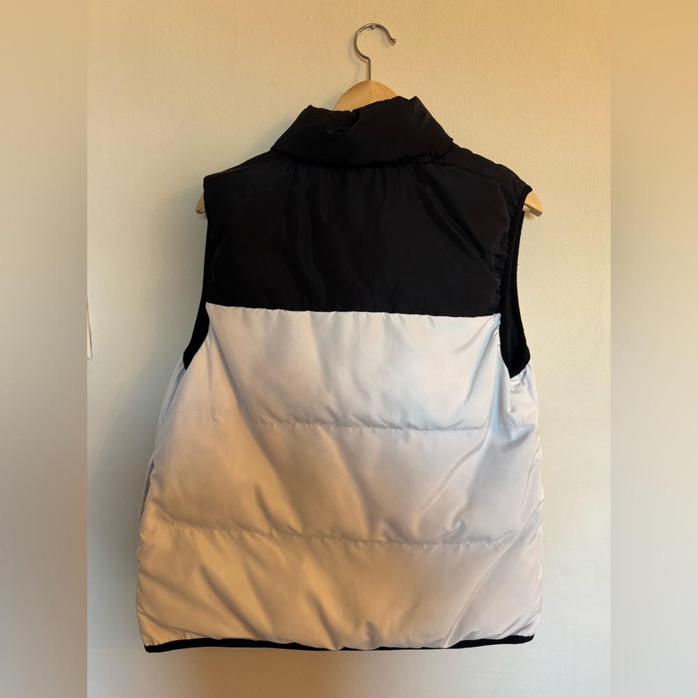 Fabletics Reversible Vest - Picture 4 of 6